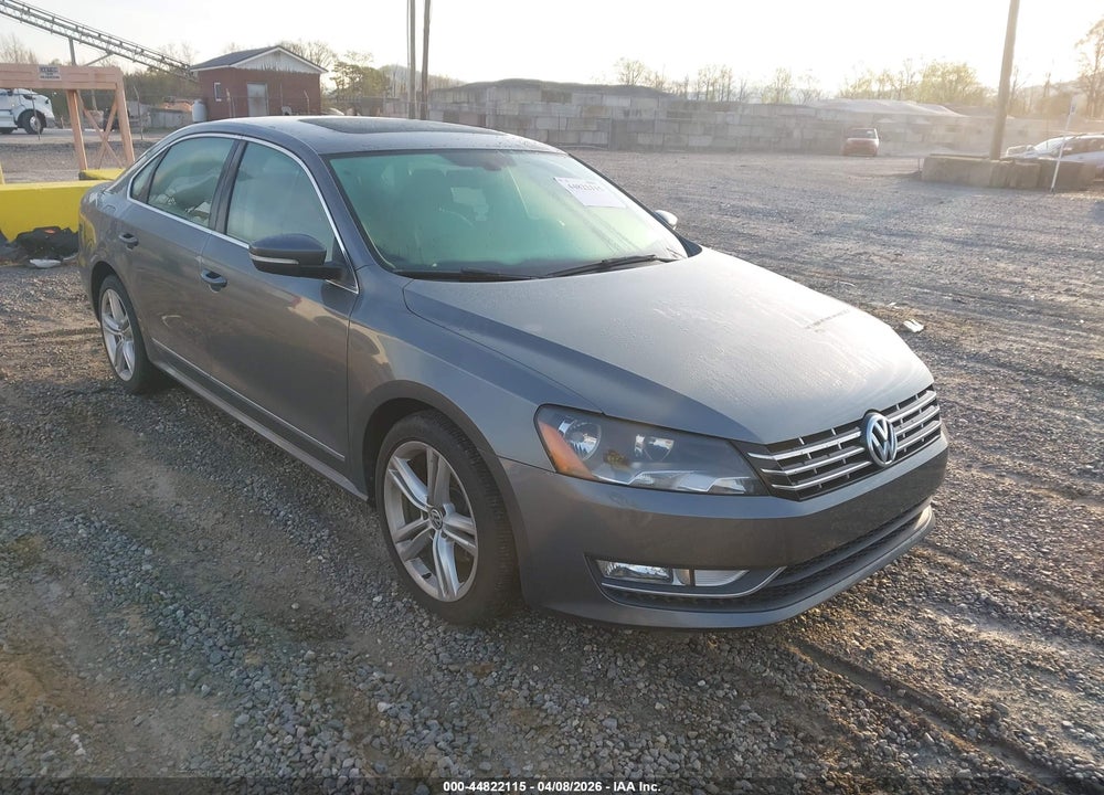 2015 VOLKSWAGEN PASSAT 2.0L TDI SEL PREMIUM VIN: 1VWCV7A33FC013359