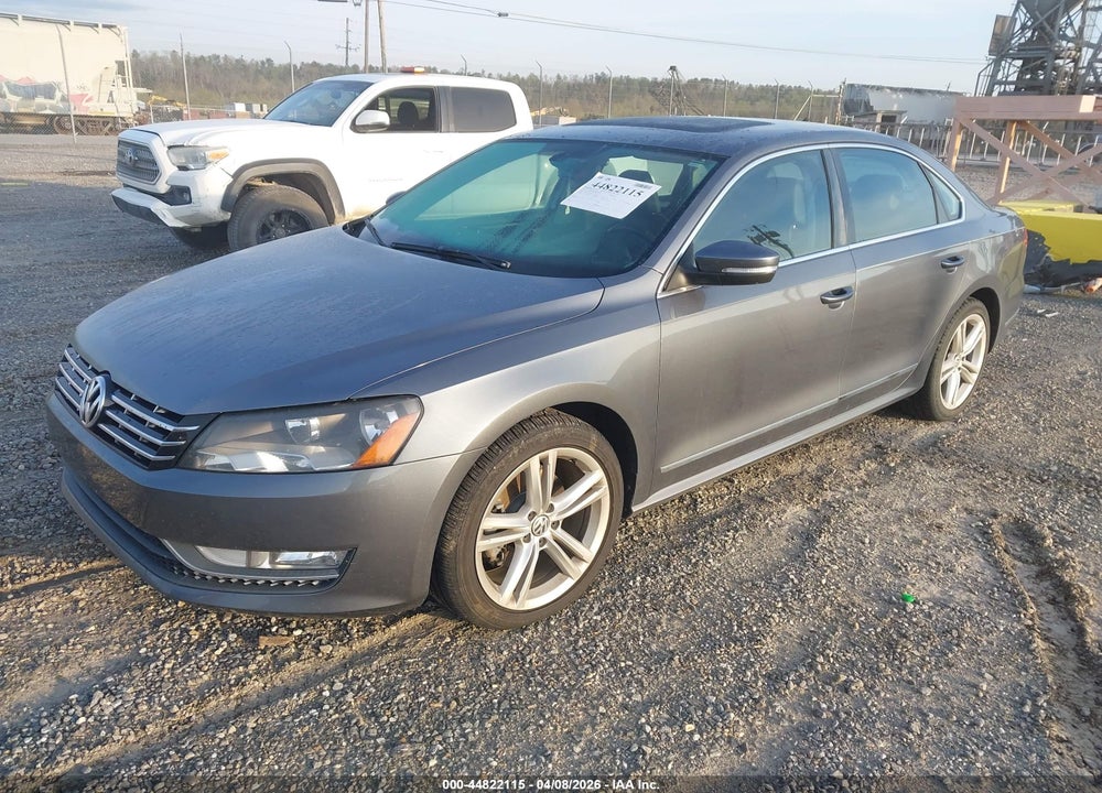 2015 VOLKSWAGEN PASSAT 2.0L TDI SEL PREMIUM VIN: 1VWCV7A33FC013359