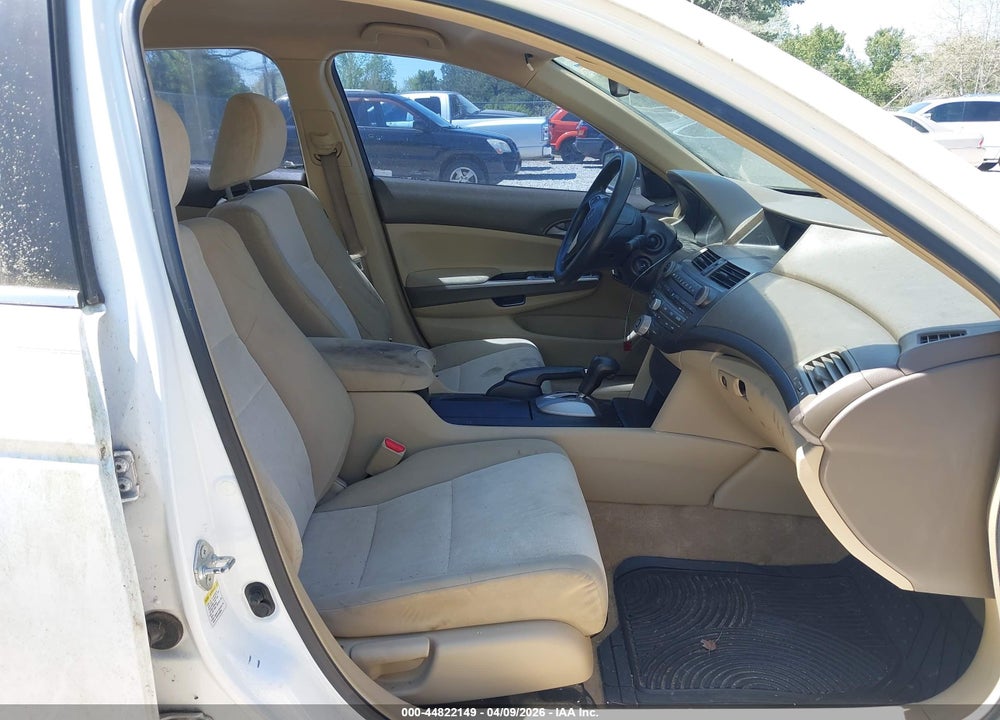 2008 HONDA ACCORD 2.4 LX VIN: 1HGCP26338A018215