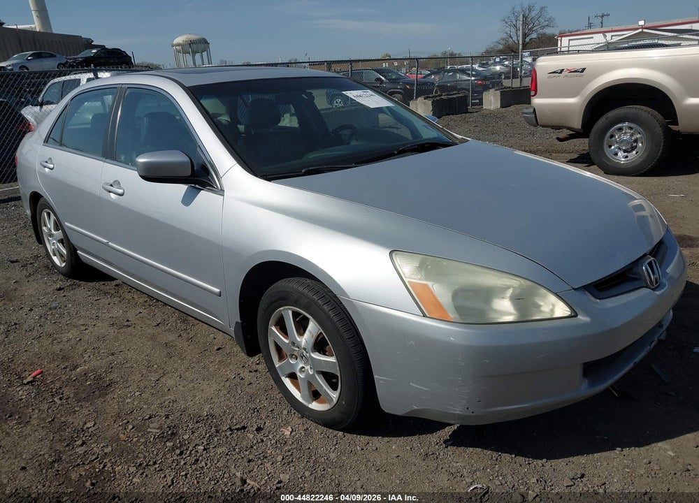 2005 HONDA ACCORD 3.0 EX VIN: 1HGCM66565A043882