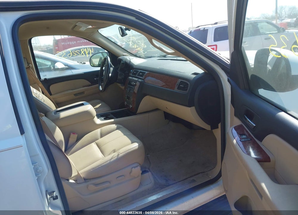 2008 CHEVROLET TAHOE LT VIN: 1GNFC13098J119259