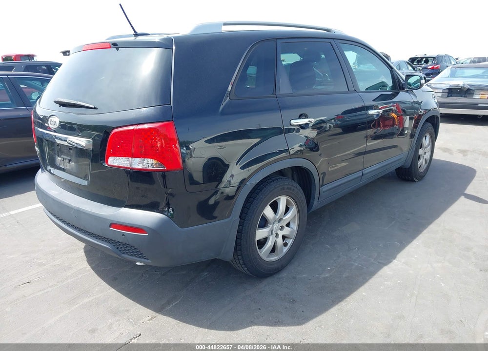 2012 KIA SORENTO LX VIN: 5XYKT3A68CG198491