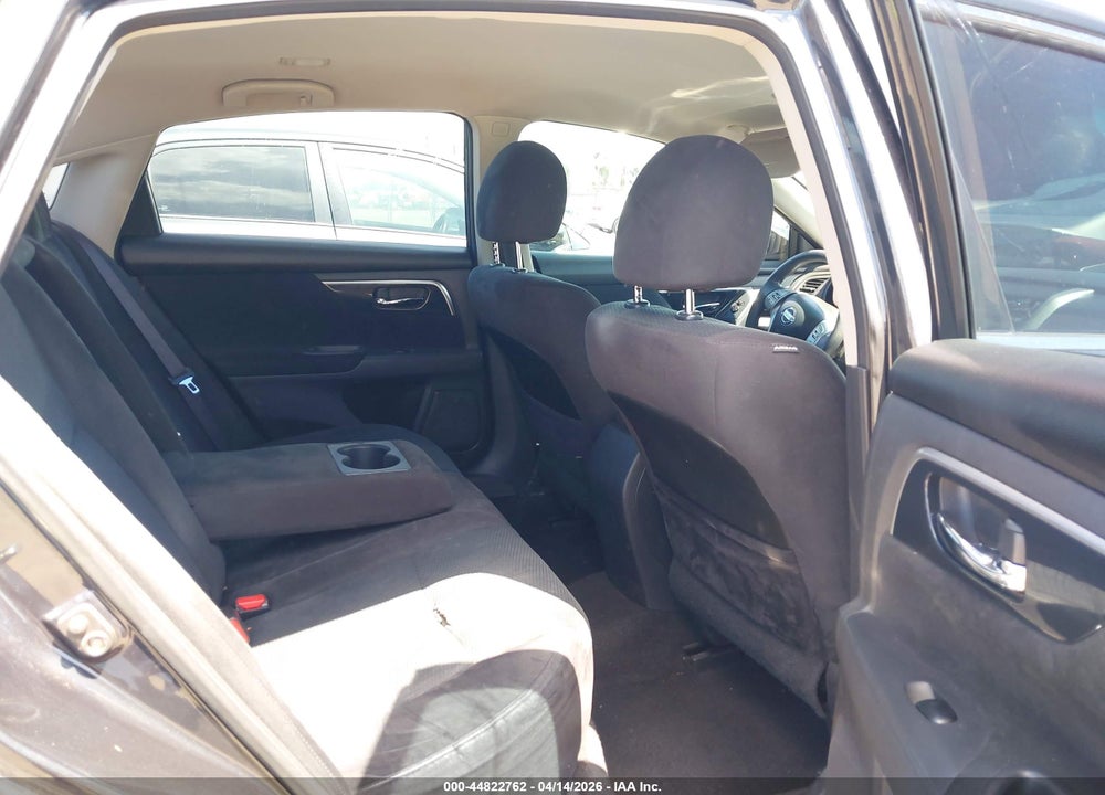 2014 NISSAN ALTIMA 2.5 S VIN: 1N4AL3AP9EN211416