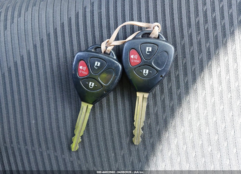 2011 SCION TC VIN: JTKJF5C73B3015403