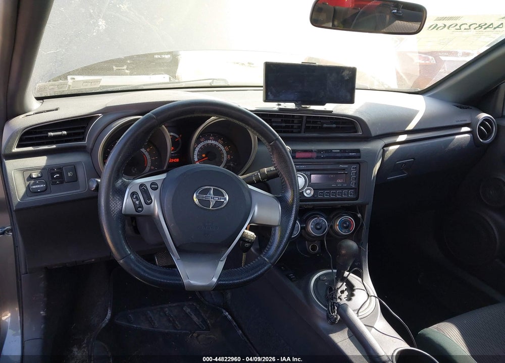 2011 SCION TC VIN: JTKJF5C73B3015403