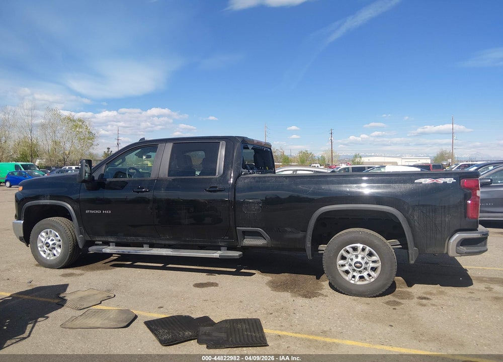 2026 CHEVROLET SILVERADO 2500HD , LONG BED, LT, 4WD VIN: 1GC1KNEY0TF199935