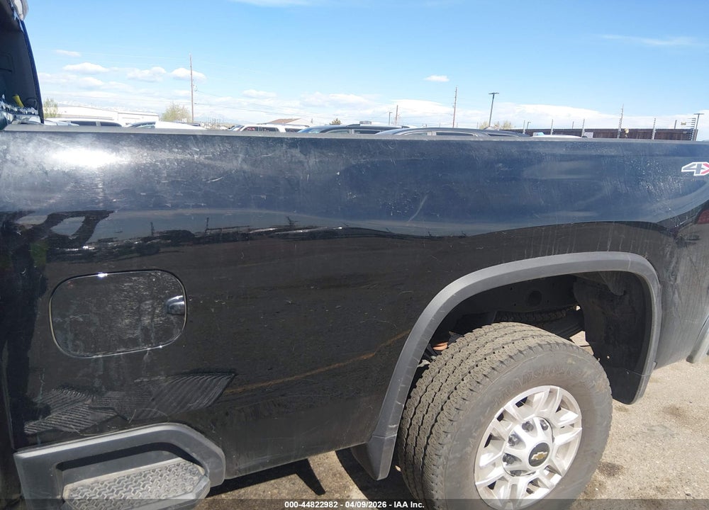 2026 CHEVROLET SILVERADO 2500HD , LONG BED, LT, 4WD VIN: 1GC1KNEY0TF199935