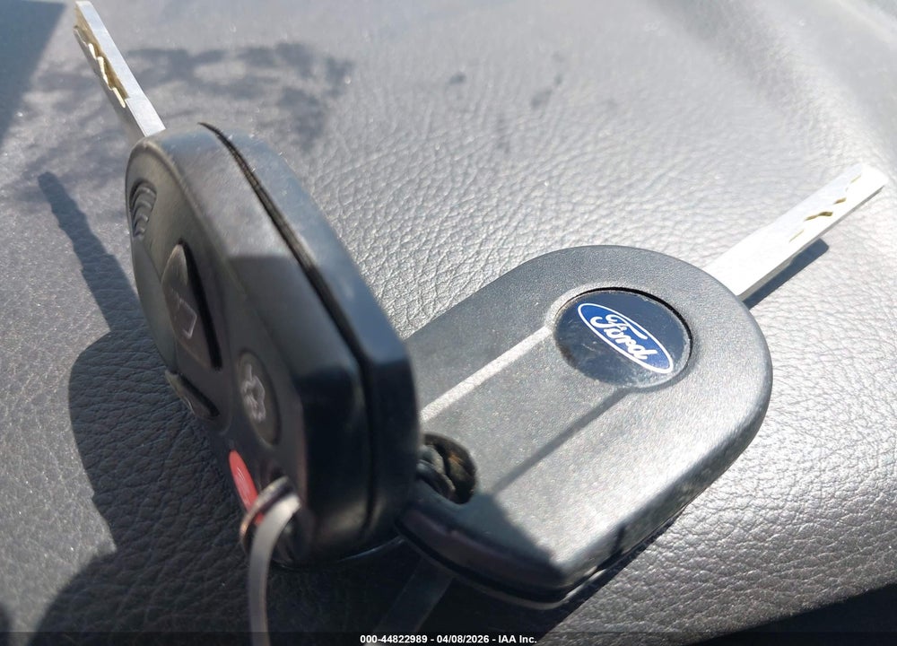 2018 FORD FOCUS SE VIN: 1FADP3K20JL240295
