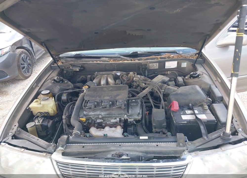 1998 TOYOTA AVALON XL VIN: 4T1BF18B9WU250546
