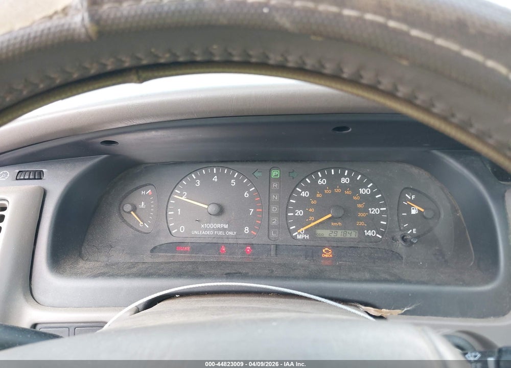 1998 TOYOTA AVALON XL VIN: 4T1BF18B9WU250546