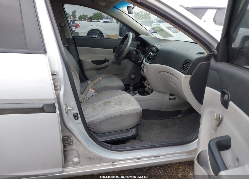 2009 HYUNDAI ACCENT GLS VIN: KMHCM46C39U314592