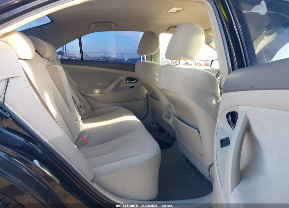 2009 TOYOTA CAMRY LE VIN: 4T1BE46K89U825506