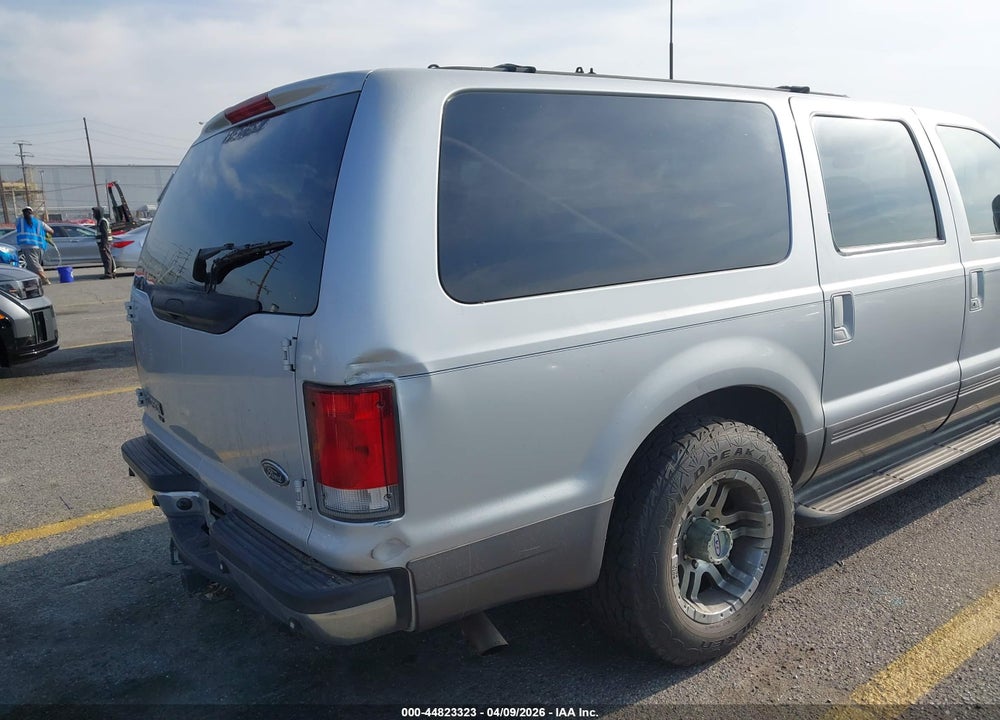 2001 FORD EXCURSION XLT VIN: 1FMNU40S51EB75556