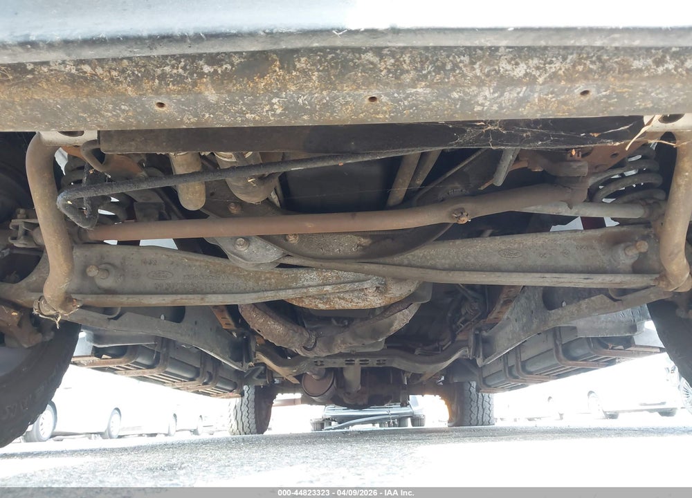 2001 FORD EXCURSION XLT VIN: 1FMNU40S51EB75556