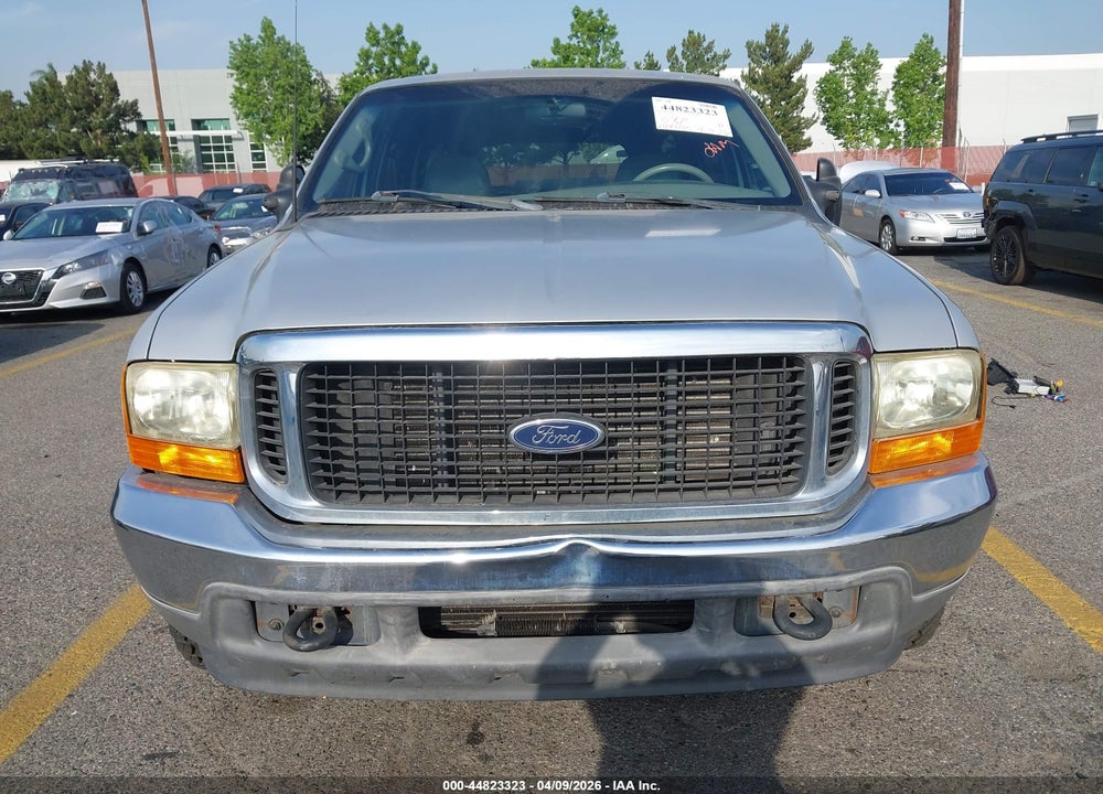 2001 FORD EXCURSION XLT VIN: 1FMNU40S51EB75556