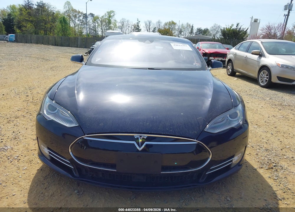 2014 TESLA MODEL S P85D VIN: 5YJSA1H21EFP65048