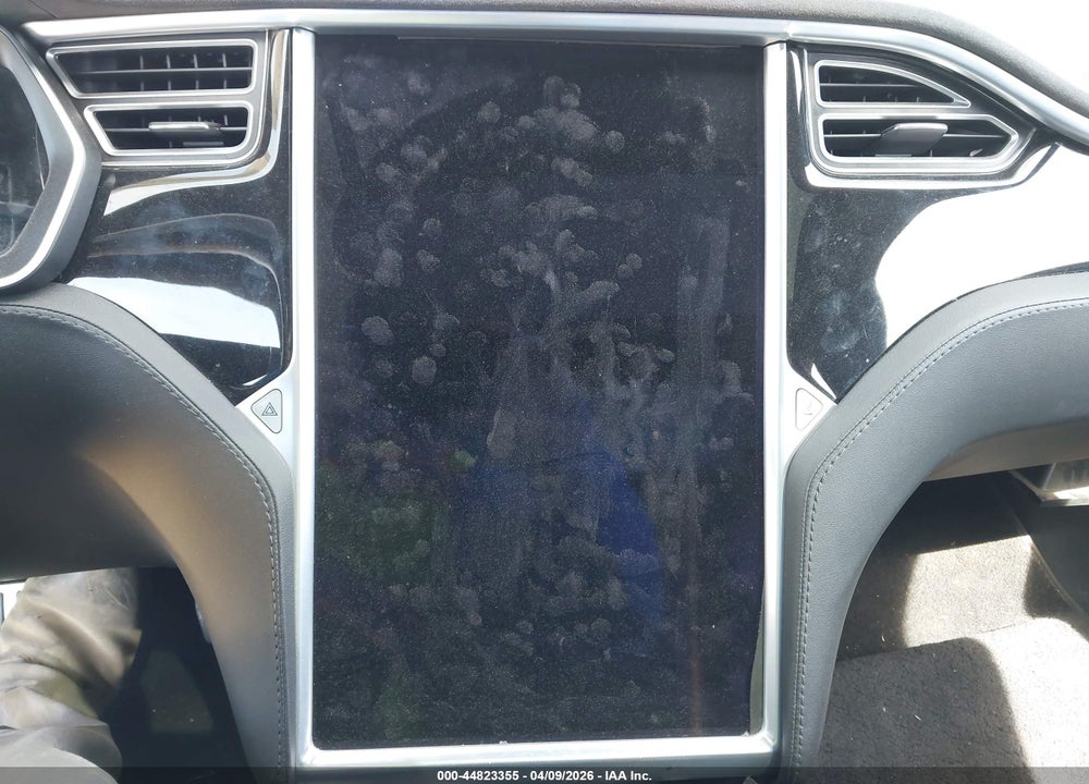 2014 TESLA MODEL S P85D VIN: 5YJSA1H21EFP65048
