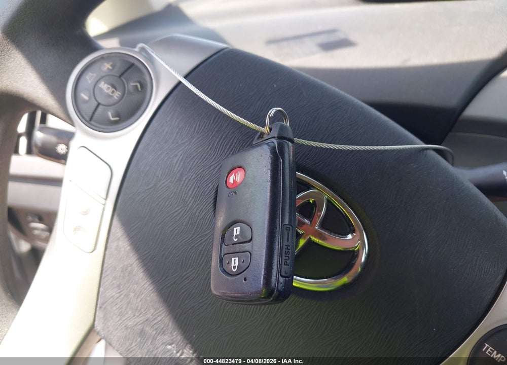 2013 TOYOTA PRIUS TWO VIN: JTDKN3DU1D5701809