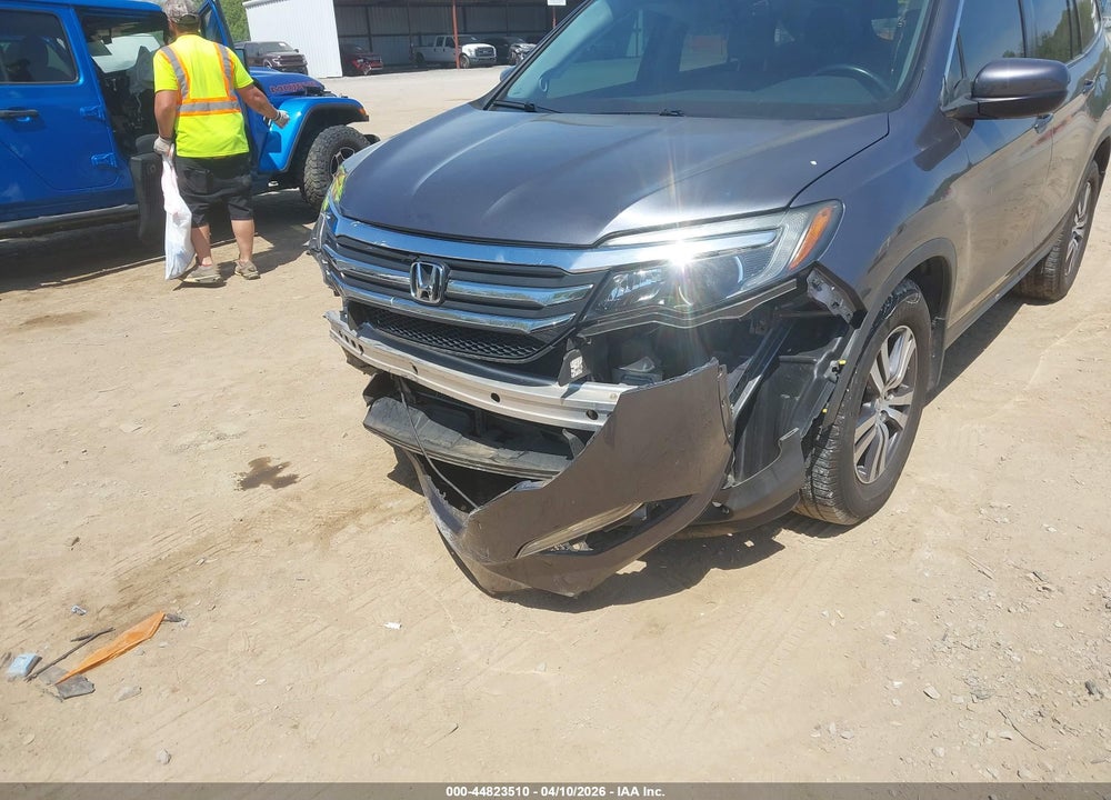 2016 HONDA PILOT EX-L VIN: 5FNYF6H73GB118366