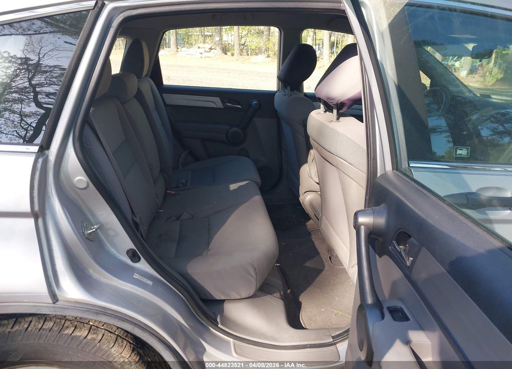 2011 HONDA CR-V LX VIN: 5J6RE4H35BL073990