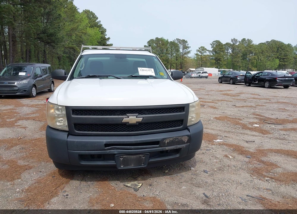 2011 CHEVROLET SILVERADO 1500 WORK TRUCK VIN: 1GCNCPEA5BZ369815