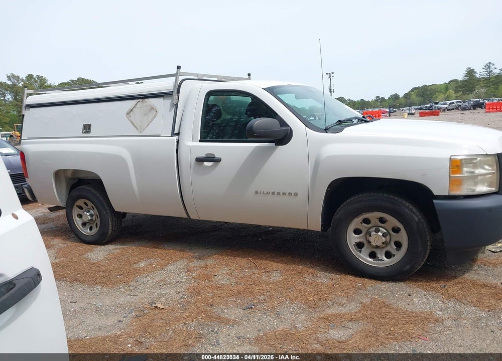 2011 CHEVROLET SILVERADO 1500 WORK TRUCK VIN: 1GCNCPEA5BZ369815