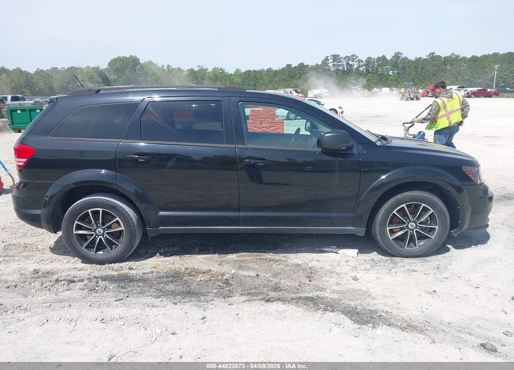 2018 DODGE JOURNEY SE VIN: 3C4PDCAB8JT266827
