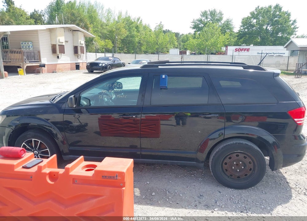 2018 DODGE JOURNEY SE VIN: 3C4PDCAB8JT266827