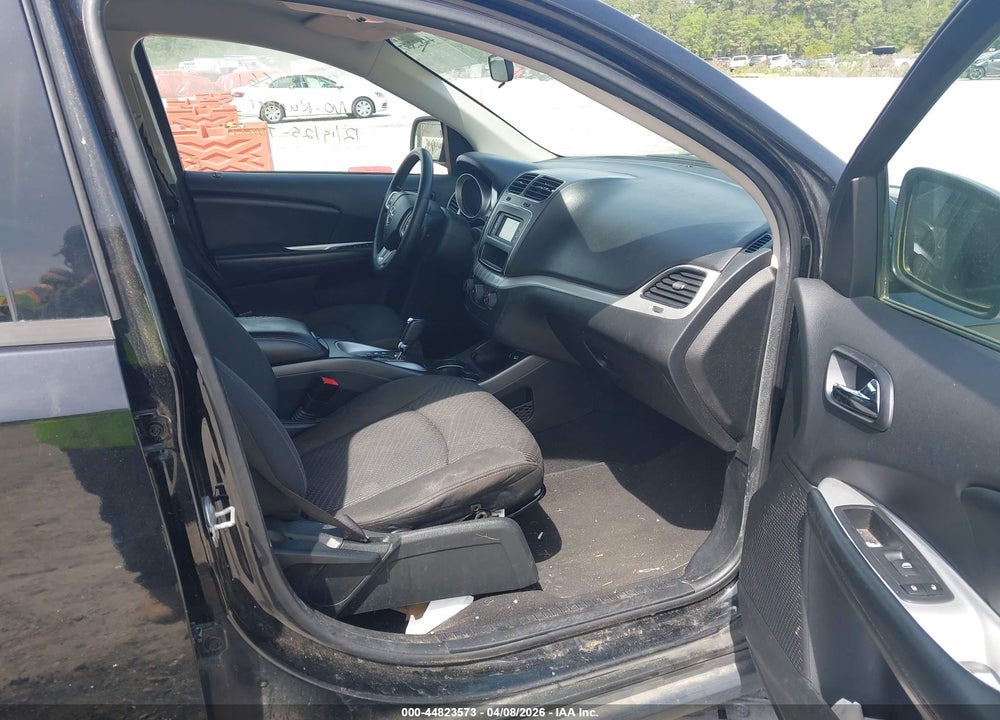 2018 DODGE JOURNEY SE VIN: 3C4PDCAB8JT266827