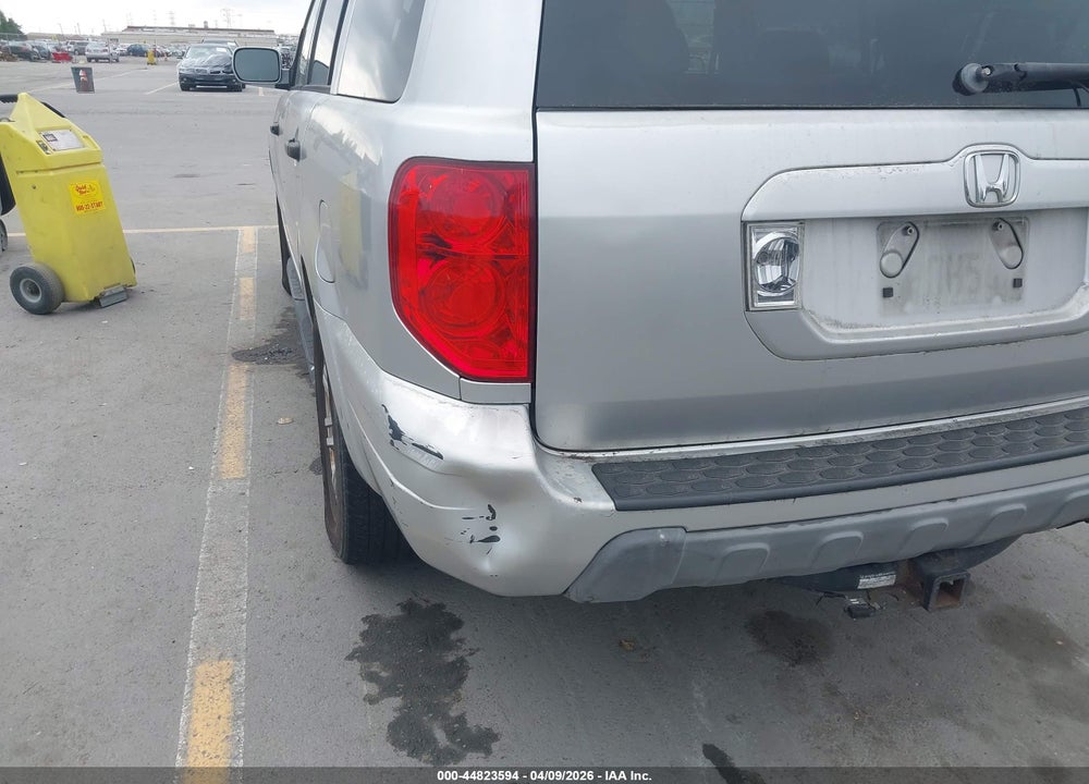 2005 HONDA PILOT EX-L VIN: 2HKYF18665H568585