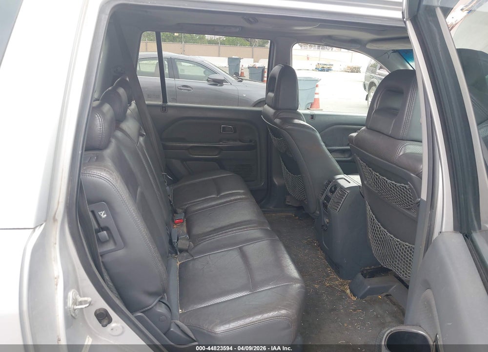 2005 HONDA PILOT EX-L VIN: 2HKYF18665H568585