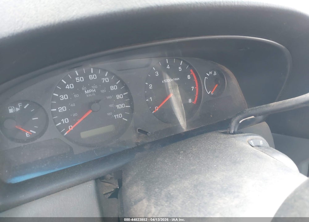 2001 NISSAN FRONTIER XE VIN: 1N6DD26S41C331901