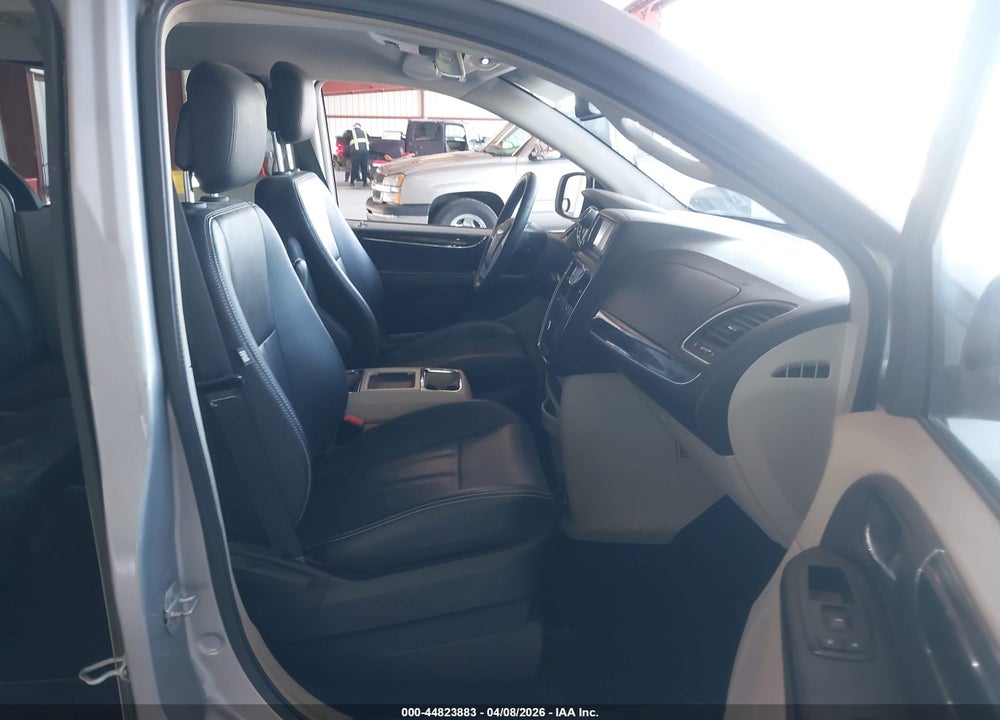 2013 CHRYSLER TOWN & COUNTRY TOURING VIN: 2C4RC1BGXDR744277