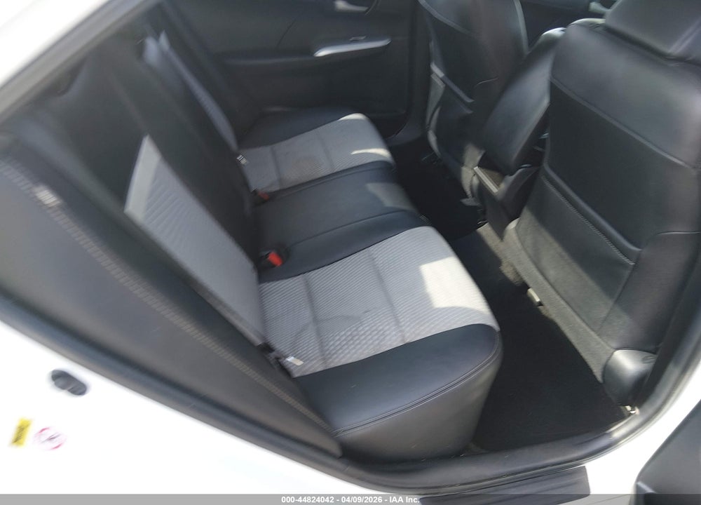 2013 TOYOTA CAMRY SE VIN: 4T1BF1FK4DU652426