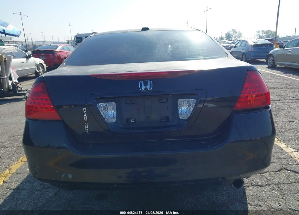 2007 HONDA ACCORD 2.4 EX VIN: 1HGCM56737A132100