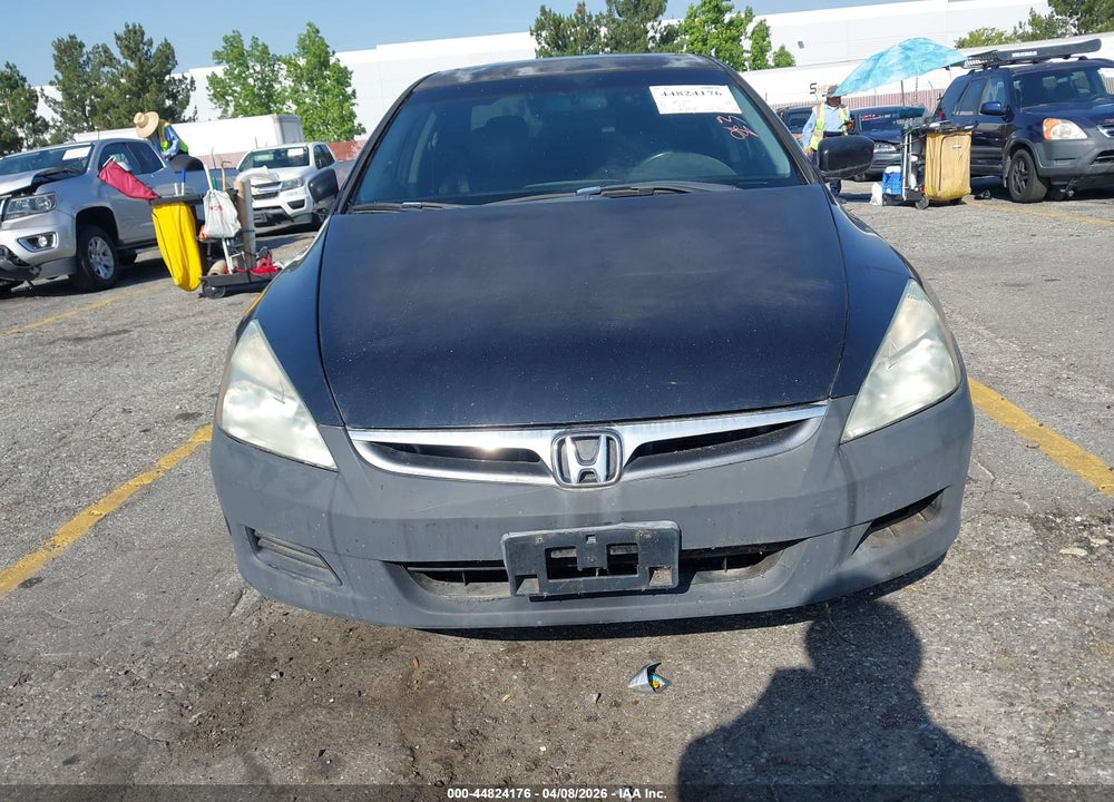 2007 HONDA ACCORD 2.4 EX VIN: 1HGCM56737A132100