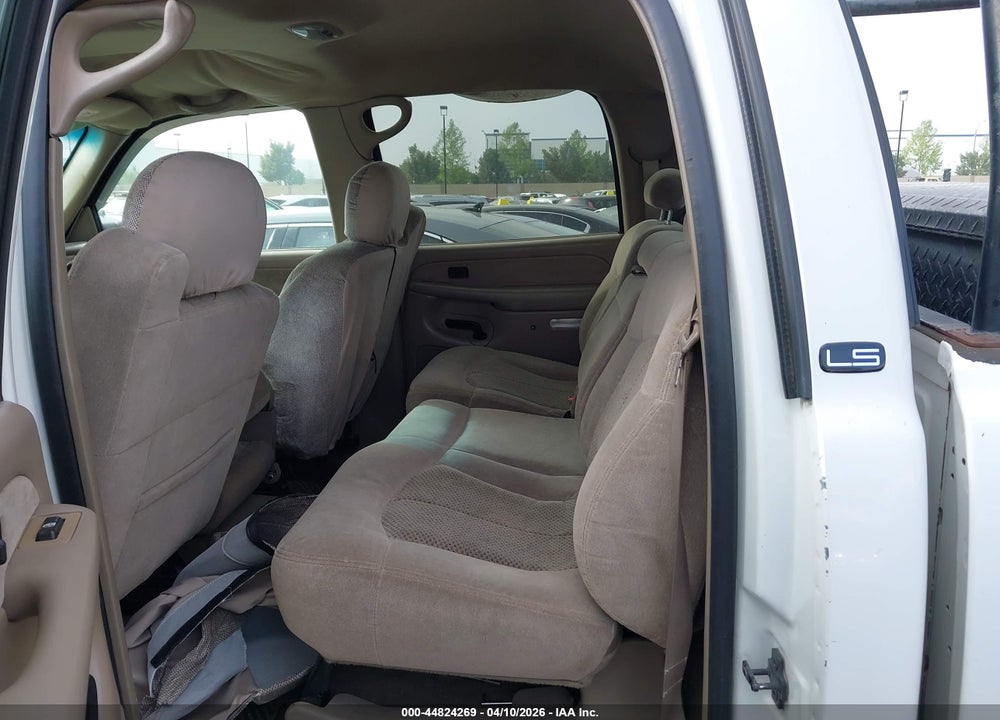 2002 CHEVROLET SILVERADO 2500HD LS VIN: 1GCHK23112F213651