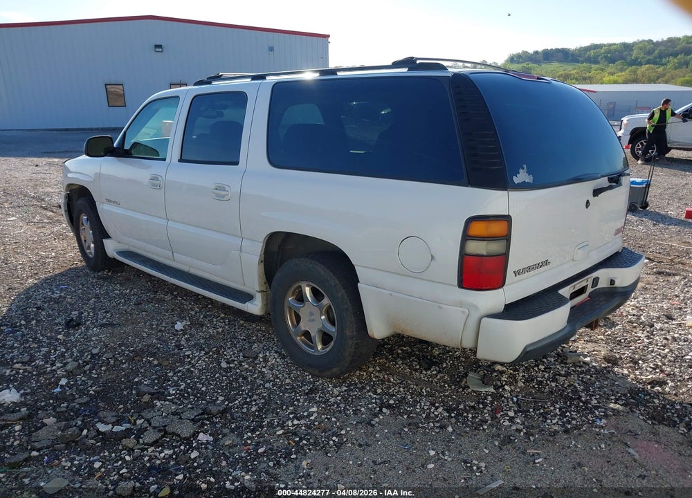 2005 GMC YUKON XL 1500 DENALI VIN: 1GKFK66U45J110007