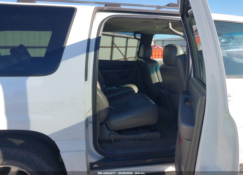 2005 GMC YUKON XL 1500 DENALI VIN: 1GKFK66U45J110007