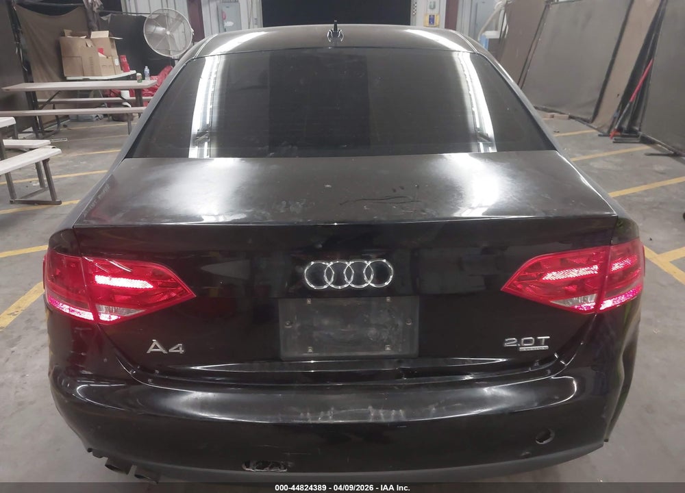 2010 AUDI A4 2.0T PREMIUM VIN: WAUBFAFL5AN069539