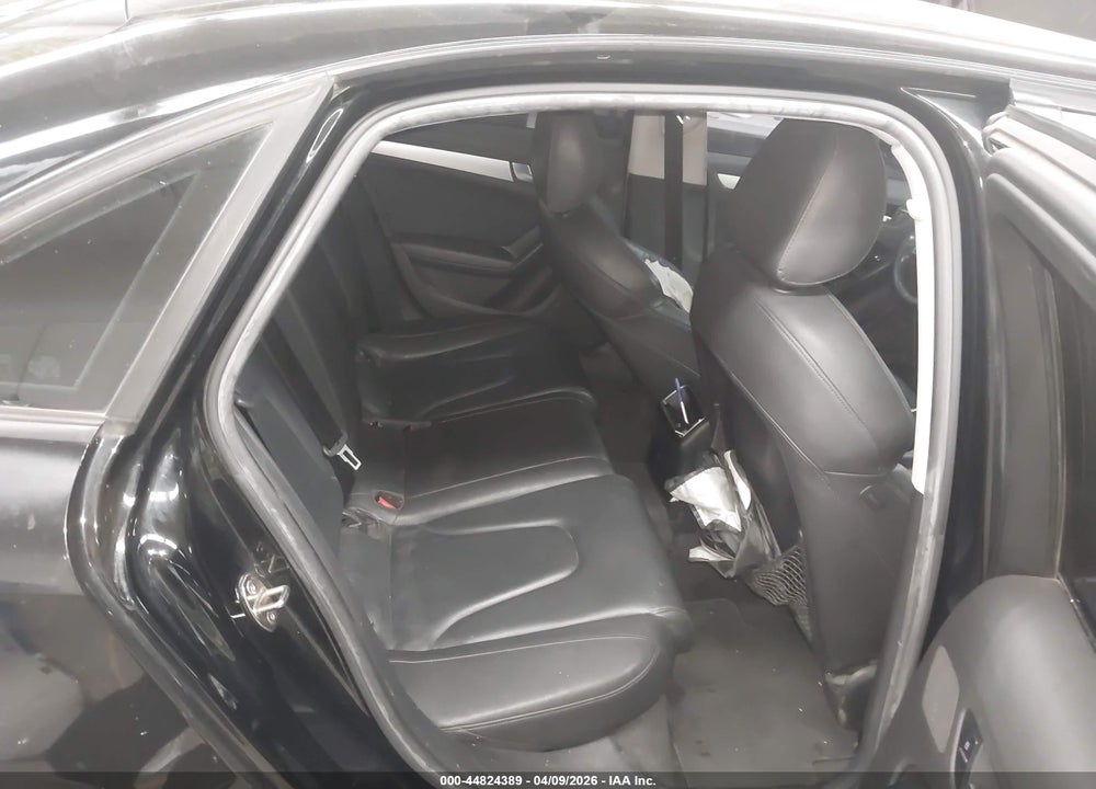 2010 AUDI A4 2.0T PREMIUM VIN: WAUBFAFL5AN069539