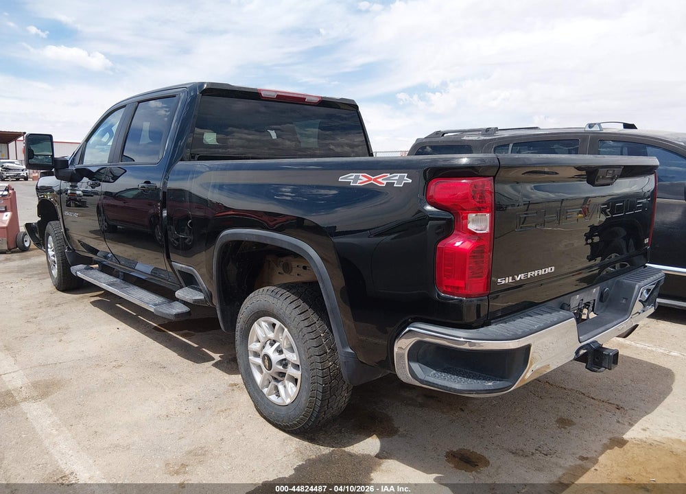 2025 CHEVROLET SILVERADO 2500HD 4WD  STANDARD BED LT VIN: 2GC1KNE72S1232933