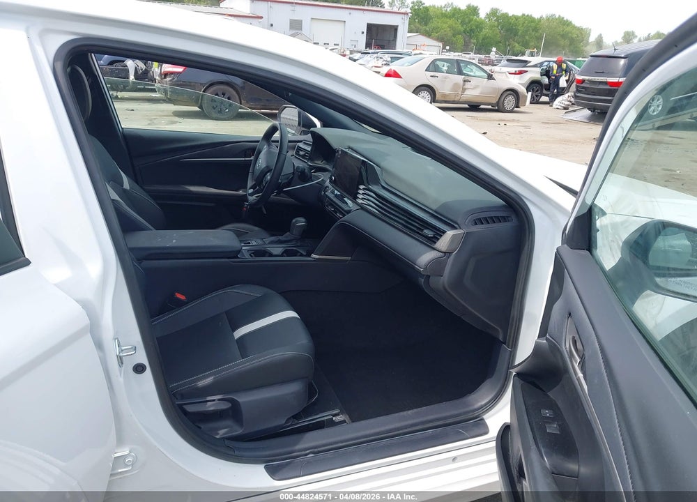 2025 TOYOTA CAMRY SE VIN: 4T1DAACKXSU142798