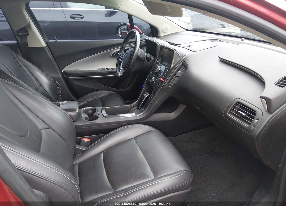 2013 CHEVROLET VOLT VIN: 1G1RB6E45DU137443
