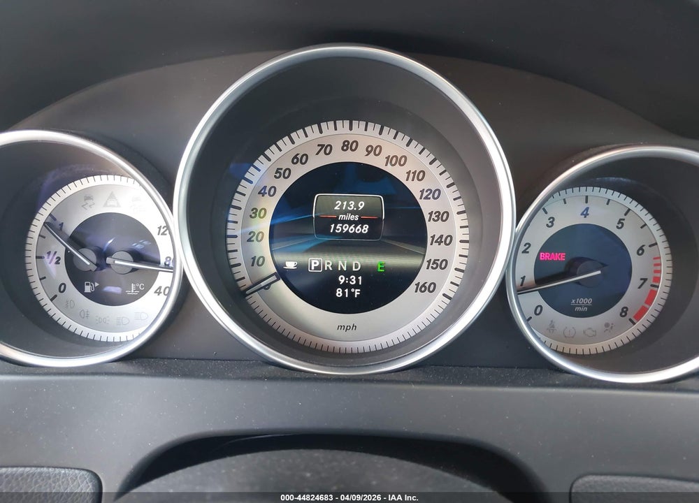 2013 MERCEDES-BENZ C 250 SPORT VIN: WDDGF4HB3DR266727