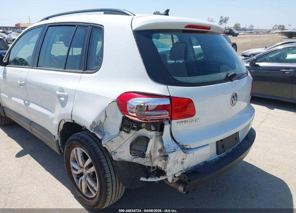 2017 VOLKSWAGEN TIGUAN 2.0T/2.0T S VIN: WVGAV7AX4HK020905