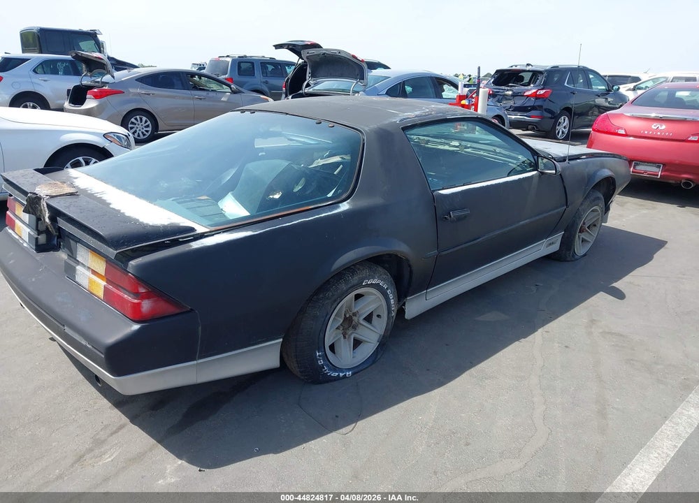 1988 CHEVROLET CAMARO VIN: 1G1FP21SXJL141913