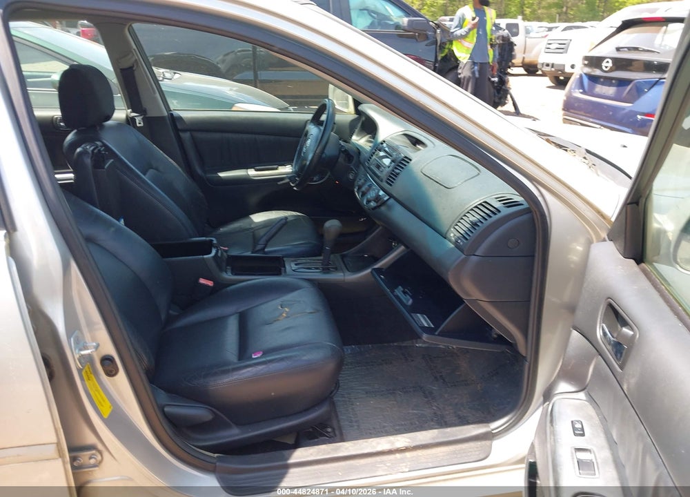 2002 TOYOTA CAMRY SE V6 VIN: 4T1BF30K82U504801