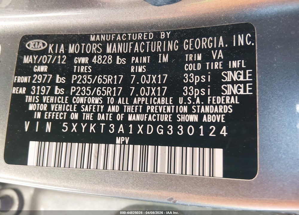 2013 KIA SORENTO LX VIN: 5XYKT3A1XDG330124
