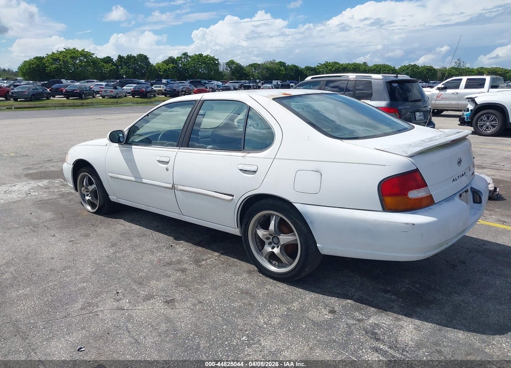1998 NISSAN ALTIMA GLE/GXE/SE/XE VIN: 1N4DL01D4WC112162